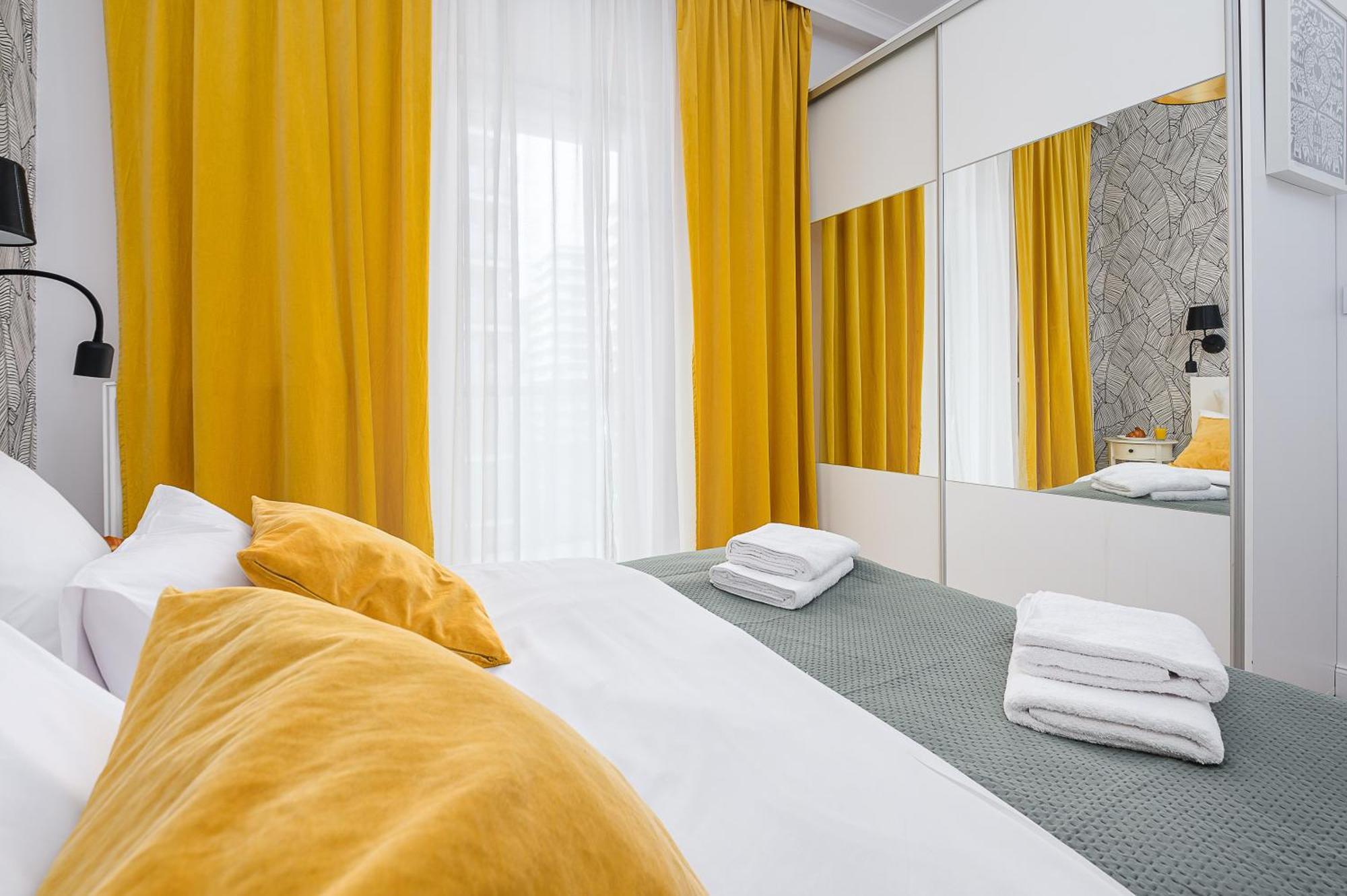 Prymasa Tysiaclecia - P&O Serviced Apartments Варшава Екстериор снимка